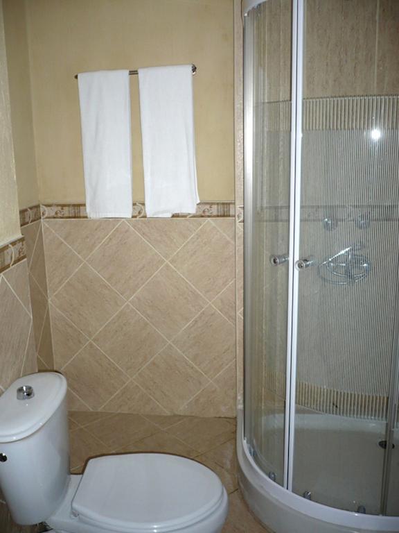 Arusha Tourist Inn Hotel Habitación foto